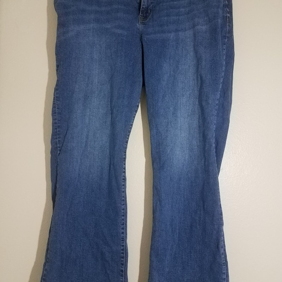 Torrid Bootcut Jeans sz 24 R - Picture 2 of 4